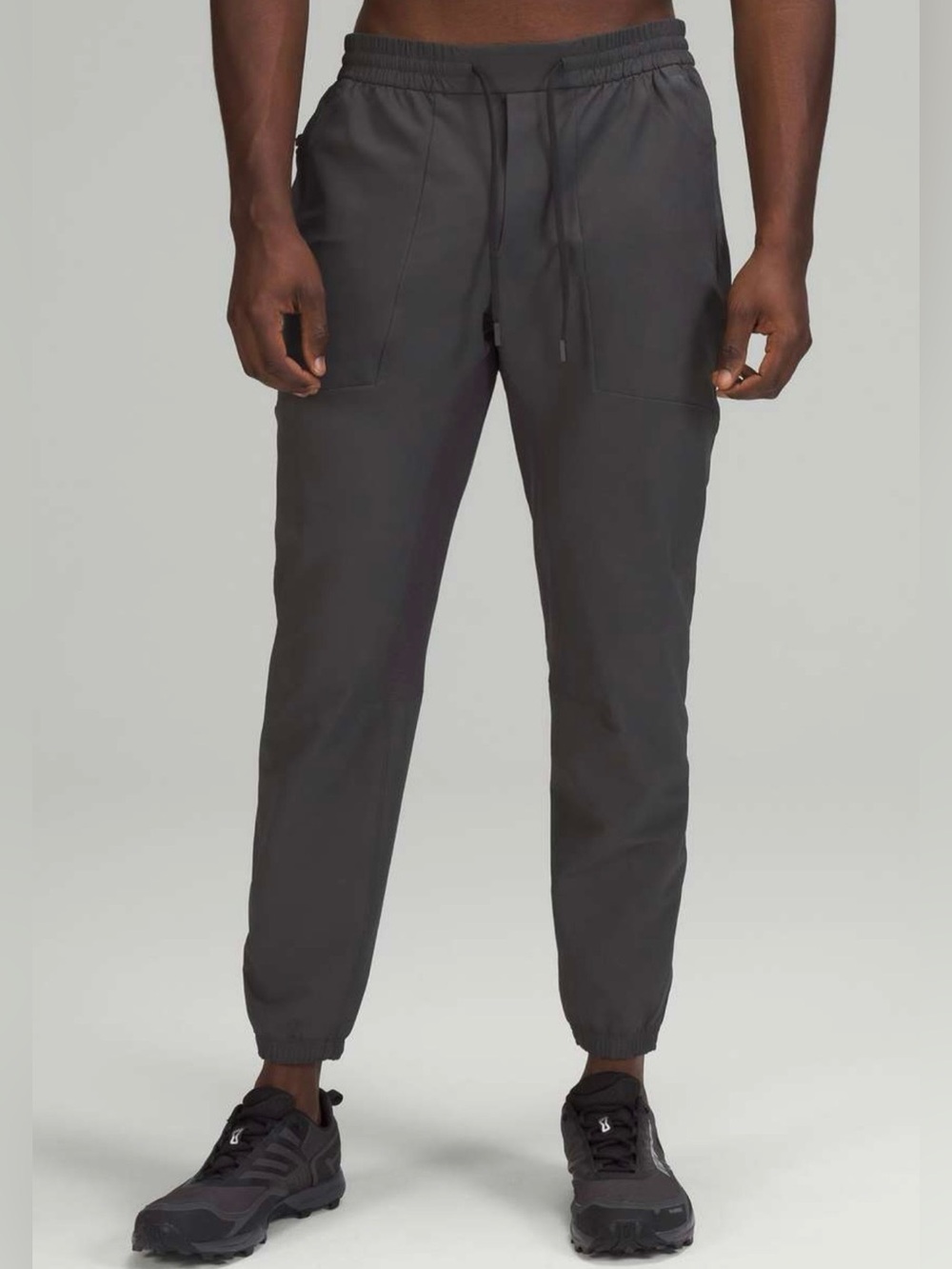 Lululemon Men's License to Train Grey Joggers Performance Drawstring Size Large